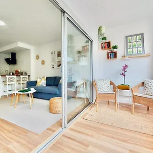 https://luckys-home-by-tor.in-canary-islands.com